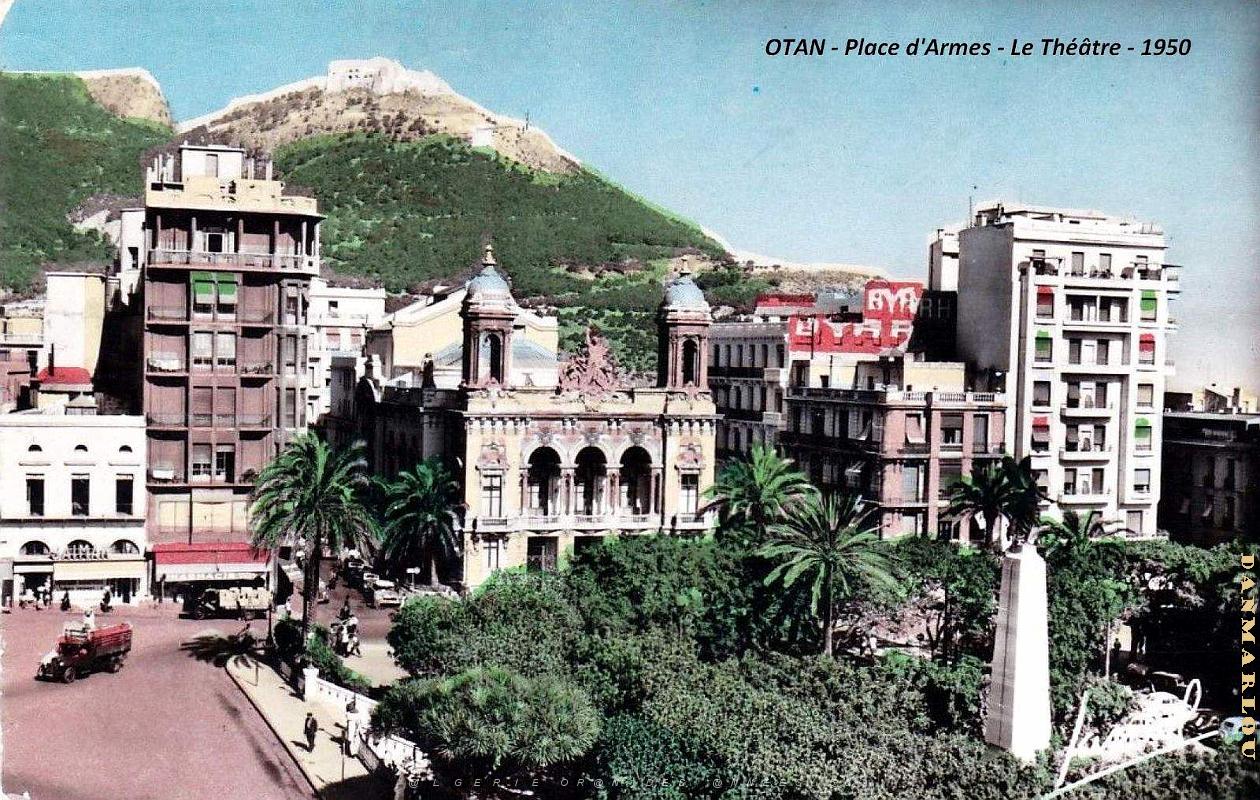 Oran - Place d'Armes - Theatre - 1950.jpg